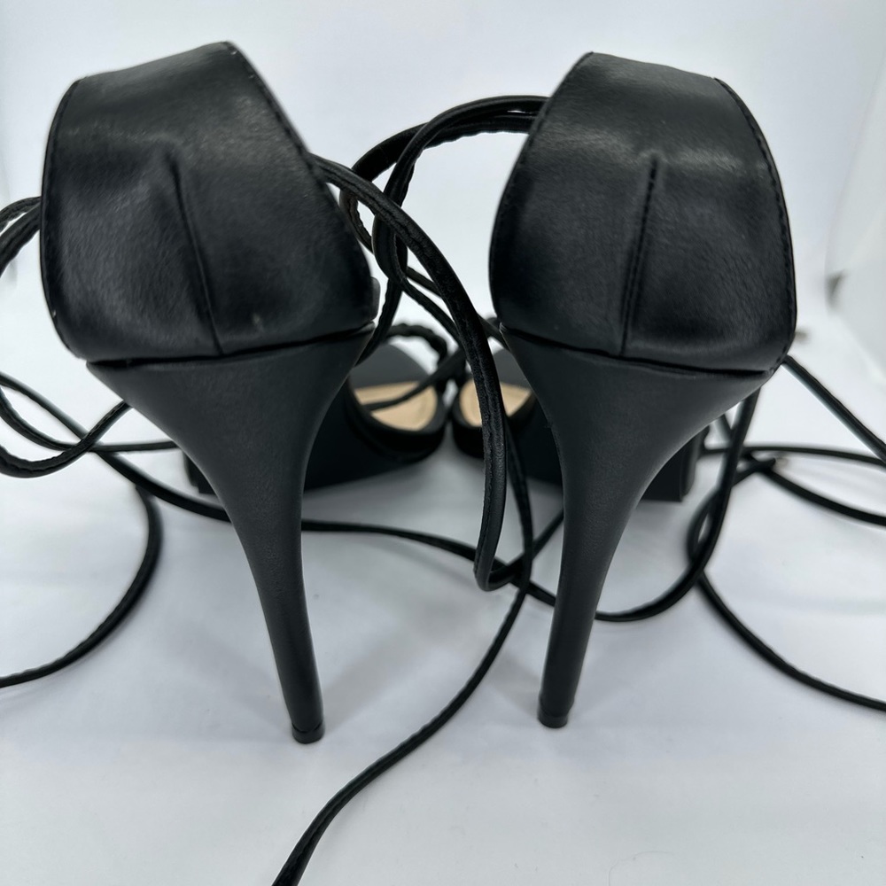 KAYLEEN by Los Angeles Black Wrap Heels. Size 10 - Picture 14 of 16